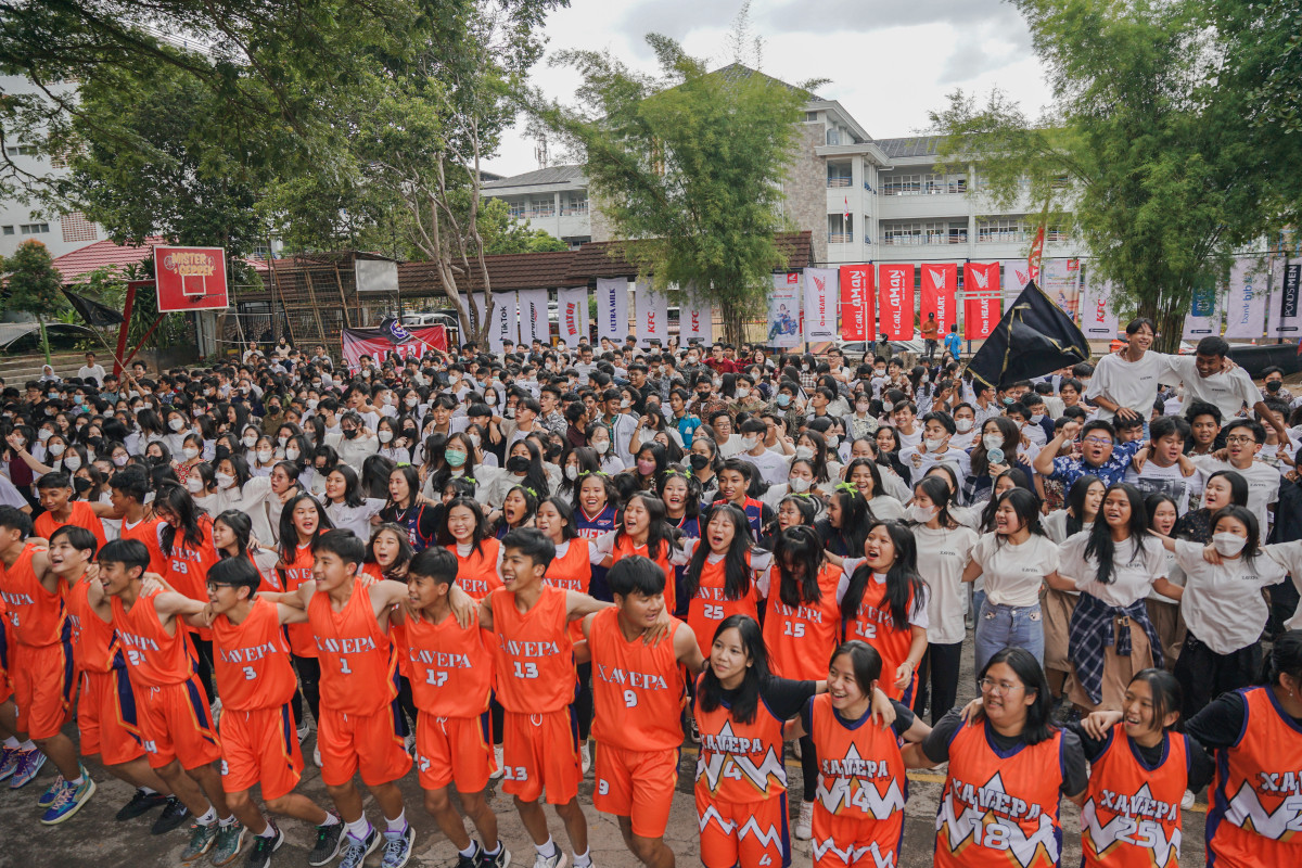 Riuhnya Roadshow Honda DBL With KFC Di SMA Xaverius DBL ID